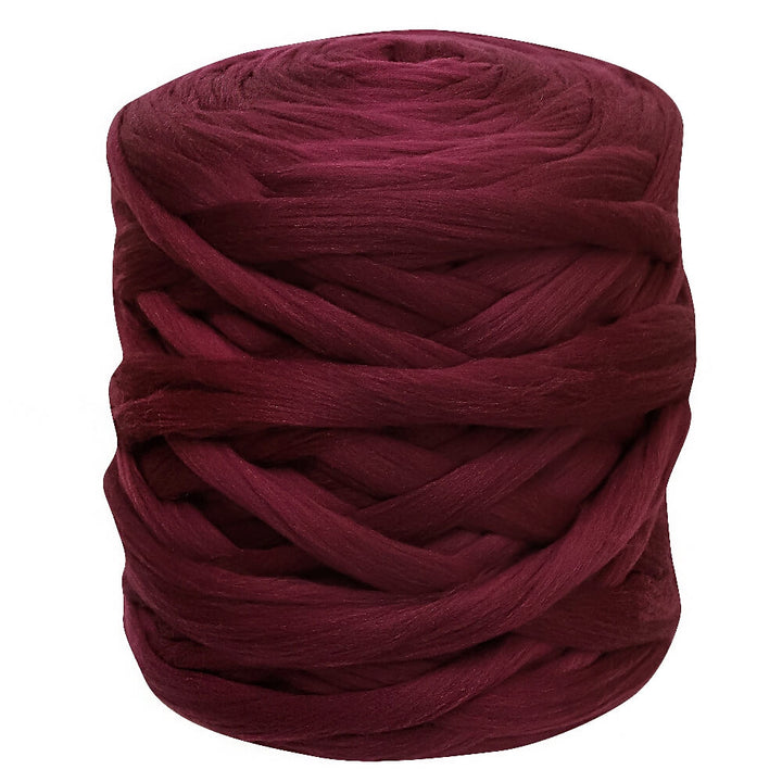 burgundy wine bordo color chunky wool yarn ball 