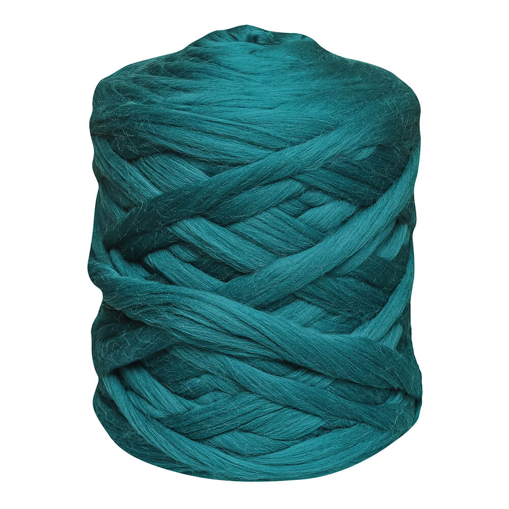 Teal color super chunky yarn